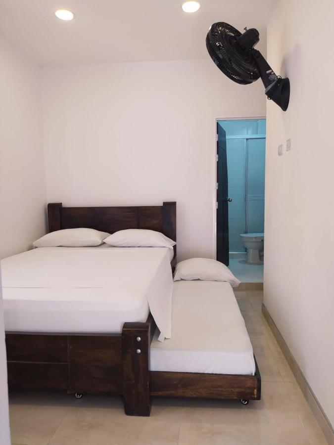 Hotel Brisas Del Norte Roldanillo Exteriör bild