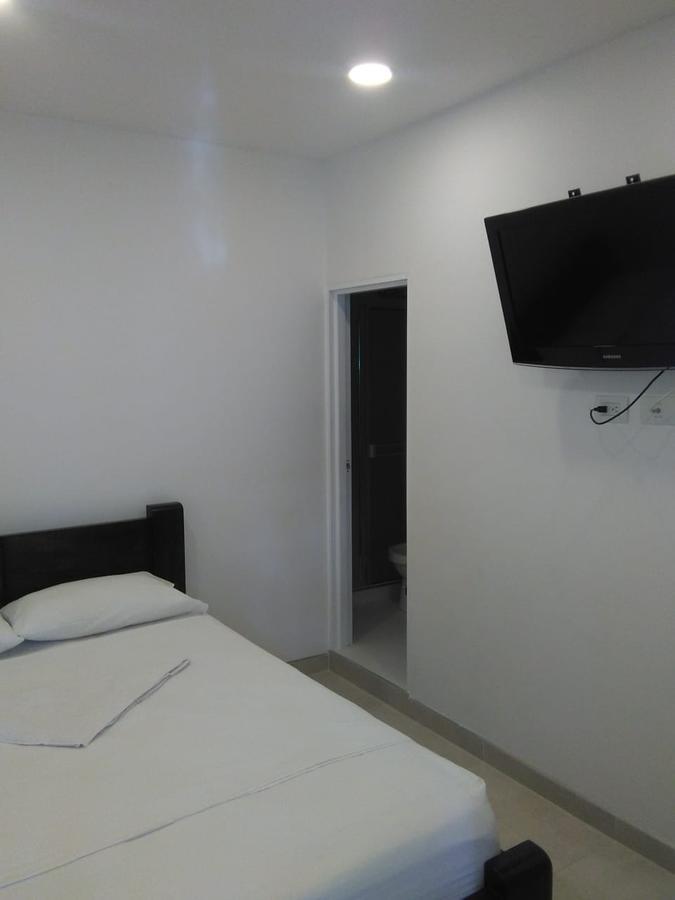 Hotel Brisas Del Norte Roldanillo Exteriör bild